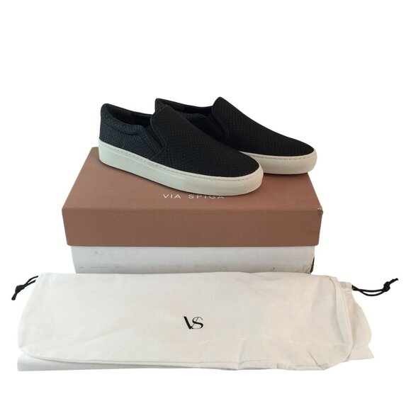 Via Spiga Sara2 Snake Embossed Sneakers Black Womens Sz 6.5 Slip On NEW - Picture 1 of 11